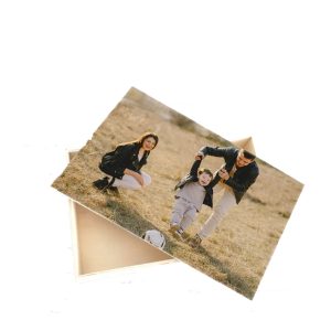 Caja de madera con fotografía