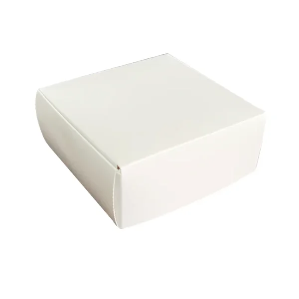 Caja blanca para joyería 7x7x3 cm 1
